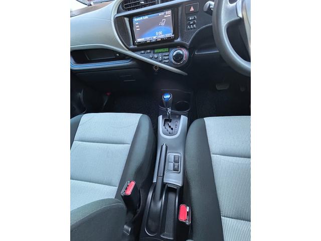 アクア Ｓ　地デジナビＴＶ　　Ｂｌｕｅｔｏｏｔｈ　バックカメラ　キーレスタイプ　リアスポイラー（21枚目）