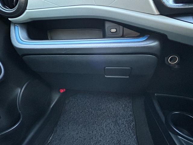 アクア Ｓ　地デジナビＴＶ　　Ｂｌｕｅｔｏｏｔｈ　バックカメラ　キーレスタイプ　リアスポイラー（22枚目）