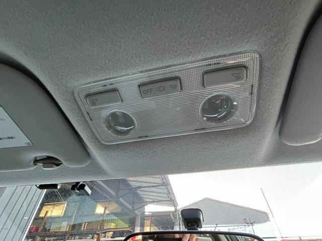 アクア Ｓ　地デジナビＴＶ　　Ｂｌｕｅｔｏｏｔｈ　バックカメラ　キーレスタイプ　リアスポイラー（27枚目）