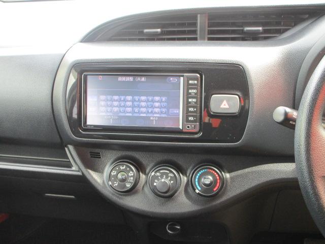 F メモリーナビ/ワンセグTV/バックカメラ/スマートキー/ETC/盗難防止装置/禁煙車/横滑防止装置/ABS/エアコン/電動式格納ミラー/運転席・助手席エアバック/プライバシーガラス(11枚目)