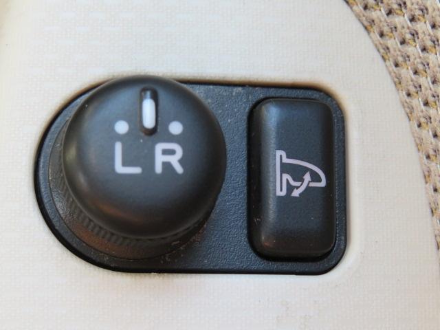 L (SDナビ)(Bluetoothオーディオ対応)(フルセグTV)(CD・DVD再生)(ETC車載器)(キーレス)(アイドリングストップ)(タイミングチェーン駆動)(電動格納ドアミラー)(横滑り防止)(27枚目)