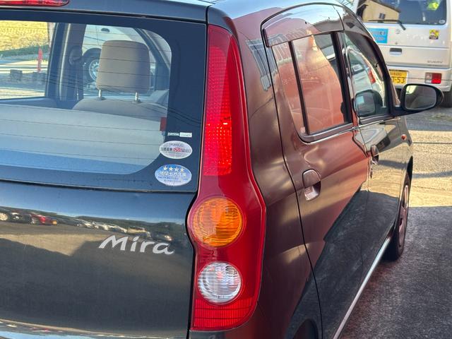 ミラ Ｘスペシャル　（点検整備／車検２年付き／保証付き）（実走行２９，３７８キロ）（タイミングチェーン駆動）（キーレスエントリー）（純正オーディオ）（ＣＤ再生）（ＡＭ・ＦＭラジオ）（評価点４．５点）（31枚目）