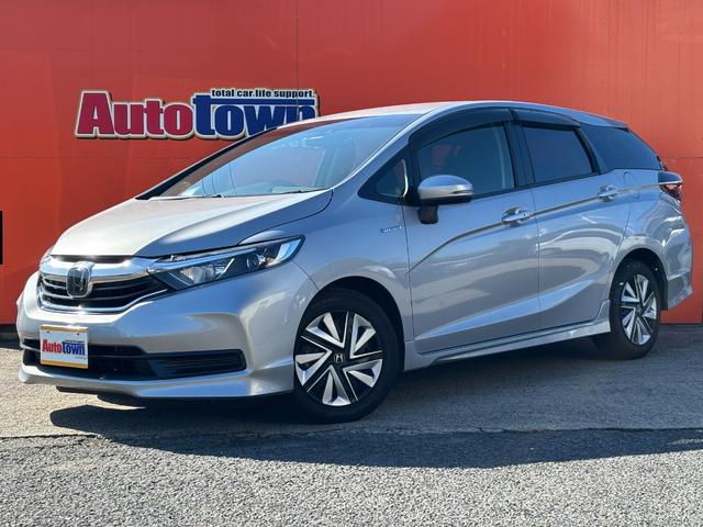 シャトル ハイブリッド ホンダセンシング (点検整備/車検2年/保証付き)(メモリーナビ)(Bluetoothオーディオ)(ETC車載器)(追従付きレーダークルーズ)(衝突軽減ブレーキ)(オートライト)(スマートキー・プッシュスタート)(16枚目)