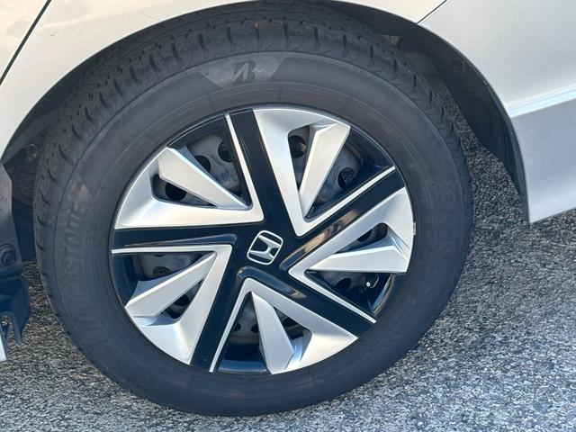 シャトル ハイブリッド ホンダセンシング (点検整備/車検2年/保証付き)(メモリーナビ)(Bluetoothオーディオ)(ETC車載器)(追従付きレーダークルーズ)(衝突軽減ブレーキ)(オートライト)(スマートキー・プッシュスタート)(22枚目)