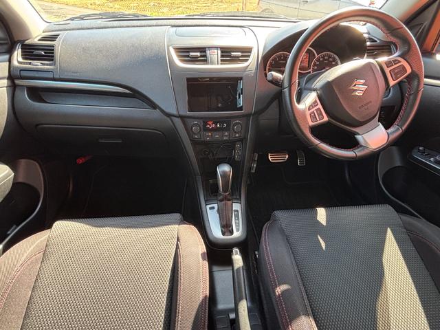 スイフトスポーツ ベースグレード (点検整備/車検9年5月/保証付き)(新車ワンオーナー)(オートマチック車)(パドルシフト)(スマートキー・プッシュスタート)(ETC車載器)(クルーズコントロール)(電動格納ドアミラー)(2枚目)