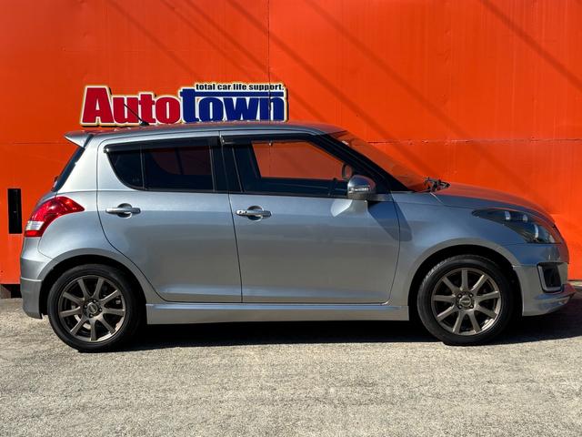 スイフト ＲＳ　（点検整備／車検２年付き／保証付き）（５速マニュアル車）（ＣＤ再生）（ＥＴＣ車載器）（スマートキー）（ＨＩＤヘッドライト）（クルーズコントロール）（オートライト）（電動格納ドアミラー）（14枚目）