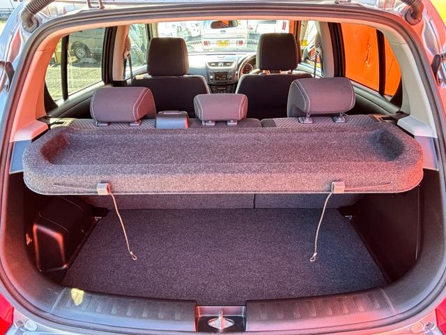 スイフト ＲＳ　（点検整備／車検２年付き／保証付き）（５速マニュアル車）（ＣＤ再生）（ＥＴＣ車載器）（スマートキー）（ＨＩＤヘッドライト）（クルーズコントロール）（オートライト）（電動格納ドアミラー）（18枚目）