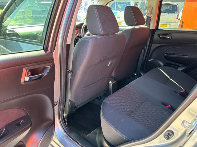スイフト ＲＳ　（点検整備／車検２年付き／保証付き）（５速マニュアル車）（ＣＤ再生）（ＥＴＣ車載器）（スマートキー）（ＨＩＤヘッドライト）（クルーズコントロール）（オートライト）（電動格納ドアミラー）（30枚目）