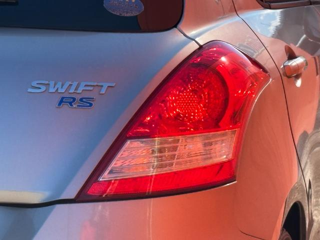 スイフト ＲＳ　（点検整備／車検２年付き／保証付き）（５速マニュアル車）（ＣＤ再生）（ＥＴＣ車載器）（スマートキー）（ＨＩＤヘッドライト）（クルーズコントロール）（オートライト）（電動格納ドアミラー）（37枚目）