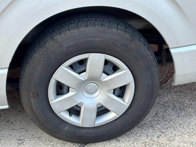 レジアスエースバン ロングDX (点検整備/保証付き)(実走行66,504キロ)(メモリーナビ)(バックカメラ)(Bluetoothオーディオ)(フルセグTV)(CD・DVD再生)(ETC車載器)(トヨタセーフティセンス)(21枚目)