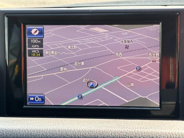 ＣＴ ＣＴ２００ｈ　バージョンＣ　ＥＴＣ　バックカメラ　ナビ　クリアランスソナー　オートクルーズコントロール　アルミホイール　オートライト　スマートキー　電動格納ミラー　シートヒーター　ＣＶＴ　盗難防止システム　衝突安全ボディ　記録簿（6枚目）