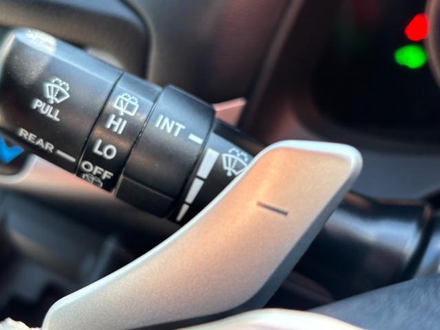 ＣＴ ＣＴ２００ｈ　バージョンＣ　ＥＴＣ　バックカメラ　ナビ　クリアランスソナー　オートクルーズコントロール　アルミホイール　オートライト　スマートキー　電動格納ミラー　シートヒーター　ＣＶＴ　盗難防止システム　衝突安全ボディ　記録簿（30枚目）