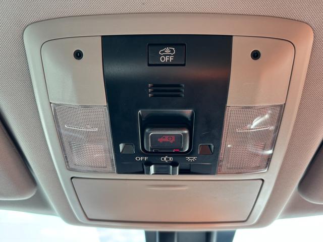 ＣＴ ＣＴ２００ｈ　バージョンＣ　ＥＴＣ　バックカメラ　ナビ　クリアランスソナー　オートクルーズコントロール　アルミホイール　オートライト　スマートキー　電動格納ミラー　シートヒーター　ＣＶＴ　盗難防止システム　衝突安全ボディ　記録簿（44枚目）