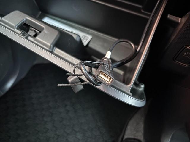 ソリオ Ｘ　４ＷＤ（点検整備／車検２年／保証付き）（メモリーナビ）（バックカメラ）（シートヒーター）（ＣＤ・ＤＶＤ再生）（ワンセグＴＶ）（オートライト）（スマートキー・プッシュスタート）（電動格納ドアミラー）（21枚目）