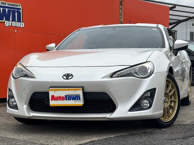 ８６ ＧＴ　６速マニュアル車（点検整備／車検９年４月／保証付き）（ＯＺレーシングホイール）（純正メモリーナビ）（バックカメラ）（Ｂｌｕｅｔｏｏｔｈオーディオ）（ＥＴＣ車載器）（フルセグＴＶ）（ＣＤ・ＤＶＤ再生）（12枚目）