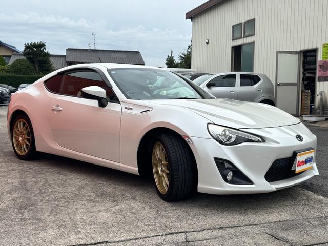 ８６ ＧＴ　６速マニュアル車（点検整備／車検９年４月／保証付き）（ＯＺレーシングホイール）（純正メモリーナビ）（バックカメラ）（Ｂｌｕｅｔｏｏｔｈオーディオ）（ＥＴＣ車載器）（フルセグＴＶ）（ＣＤ・ＤＶＤ再生）（13枚目）