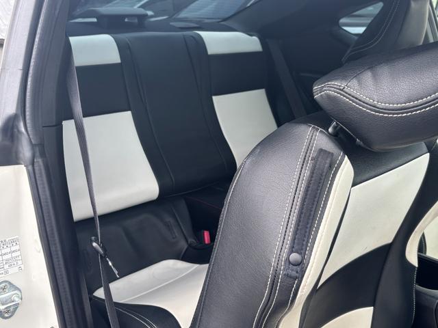 ８６ ＧＴ　６速マニュアル車（点検整備／車検９年４月／保証付き）（ＯＺレーシングホイール）（純正メモリーナビ）（バックカメラ）（Ｂｌｕｅｔｏｏｔｈオーディオ）（ＥＴＣ車載器）（フルセグＴＶ）（ＣＤ・ＤＶＤ再生）（31枚目）