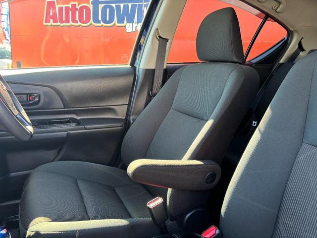 アクア Ｓスタイルブラック　（点検整備／車検２年／保証付き）（トヨタセーフティセンス）（純正ナビ）（バックカメラ）（ＥＴＣ）（Ｂｌｕｅｔｏｏｔｈオーディオ）（フルセグＴＶ）（ＣＤ・ＤＶＤ再生）（シートヒーター）（スマートキー）（34枚目）