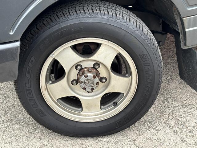 ジムニー EC パノラミックルーフ/ユーザー買い取り車/岐阜2桁ナンバー/当時保証書記録簿あり/4WD/5速マニュアル/車検R9年8月まで/ターボ車/エンジン・ミッション・ターボ・エアコン快調(26枚目)