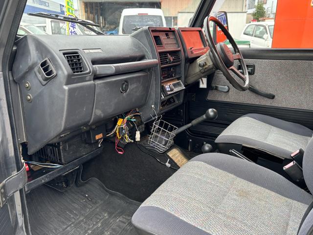 ジムニー EC パノラミックルーフ/ユーザー買い取り車/岐阜2桁ナンバー/当時保証書記録簿あり/4WD/5速マニュアル/車検R9年8月まで/ターボ車/エンジン・ミッション・ターボ・エアコン快調(39枚目)