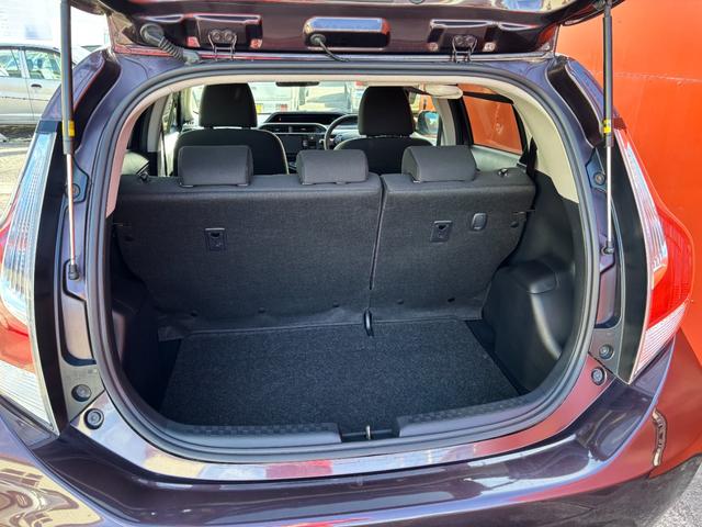 アクア Sスタイルブラック (点検整備/車検2年/保証付き)(アルパイン8インチナビ)(バックカメラ)(ETC車載器)(Bluetoothオーディオ)(フルセグTV)(CD・DVD再生)(衝突軽減ブレーキ)(スマートキー)(40枚目)