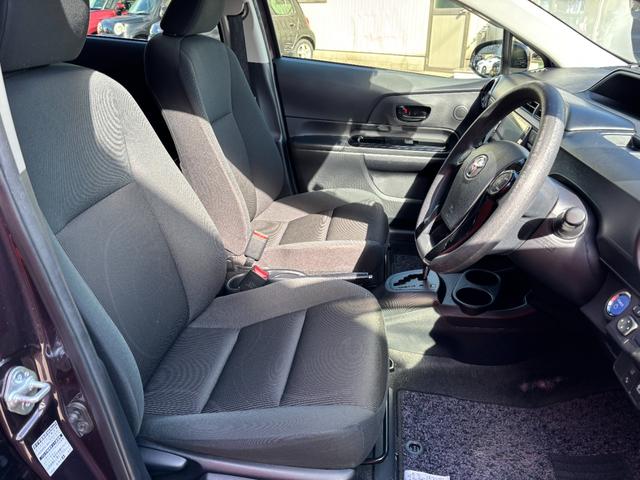 アクア Sスタイルブラック (点検整備/車検2年/保証付き)(アルパイン8インチナビ)(バックカメラ)(ETC車載器)(Bluetoothオーディオ)(フルセグTV)(CD・DVD再生)(衝突軽減ブレーキ)(スマートキー)(52枚目)