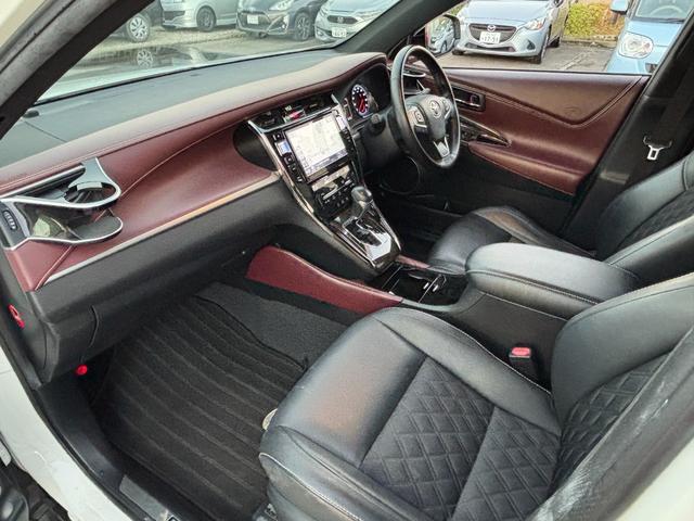 ハリアー エレガンス モデリスタ3点エアロ・モデリスタLEDグリル・レイズ20AW・ビッグXナビ・ハーフレザーシート・LEDヘッドライト・バックカメラ・Bluetooth接続・スマートキー(11枚目)