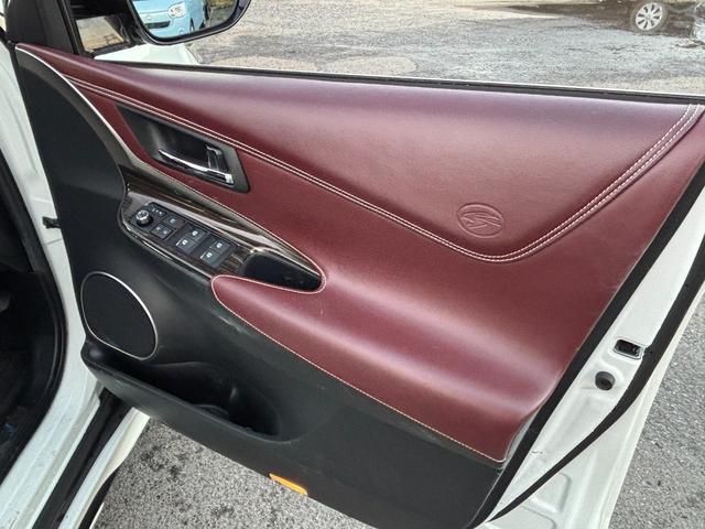 ハリアー エレガンス モデリスタ3点エアロ・モデリスタLEDグリル・レイズ20AW・ビッグXナビ・ハーフレザーシート・LEDヘッドライト・バックカメラ・Bluetooth接続・スマートキー(31枚目)