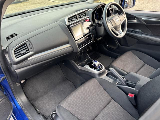 フィットハイブリッド Lパッケージ 純正ナビ・バックカメラ・Bluetooth・HDMI・スマートキー・ETC(35枚目)