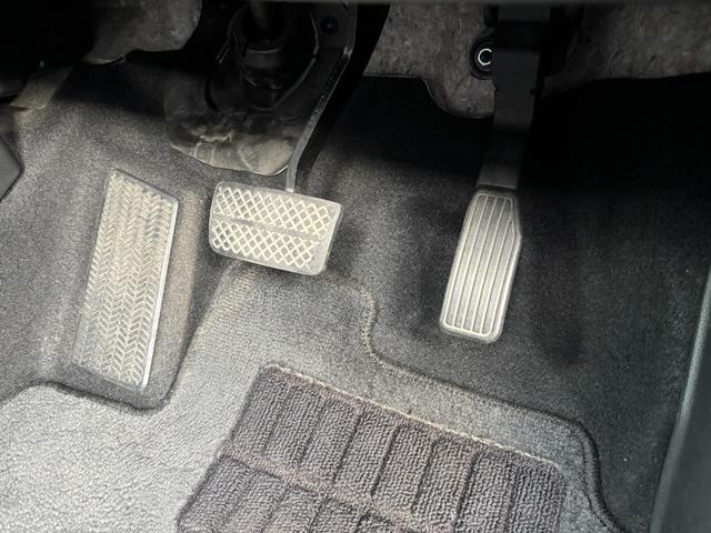 フィットハイブリッド Lパッケージ 純正ナビ・バックカメラ・Bluetooth・HDMI・スマートキー・ETC(37枚目)