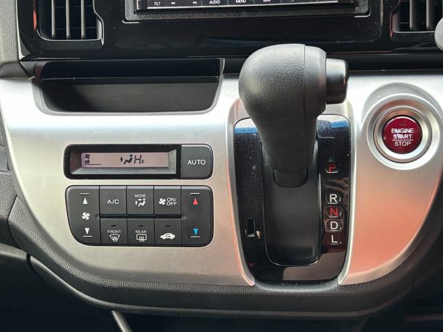 Ｎ－ＷＧＮ Ｇ・Ｌパッケージ　ＥＴＣ　バックカメラ　ＴＶ　オートライト　スマートキー　アイドリングストップ　電動格納ミラー　ベンチシート　ＣＶＴ　盗難防止システム　ＡＢＳ　ＥＳＣ　ＣＤ　ＵＳＢ　Ｂｌｕｅｔｏｏｔｈ　衝突安全ボディ（6枚目）