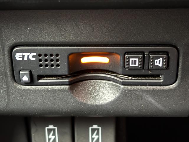 Ｎ－ＷＧＮ Ｇ・Ｌパッケージ　ＥＴＣ　バックカメラ　ＴＶ　オートライト　スマートキー　アイドリングストップ　電動格納ミラー　ベンチシート　ＣＶＴ　盗難防止システム　ＡＢＳ　ＥＳＣ　ＣＤ　ＵＳＢ　Ｂｌｕｅｔｏｏｔｈ　衝突安全ボディ（8枚目）