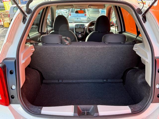 マーチ ニスモ　ＥＴＣ　バックカメラ　ナビ　ＴＶ　アルミホイール　オートライト　ＬＥＤヘッドランプ　スマートキー　アイドリングストップ　電動格納ミラー　ＣＶＴ　盗難防止システム　衝突安全ボディ　記録簿　ＡＢＳ　ＥＳＣ（18枚目）