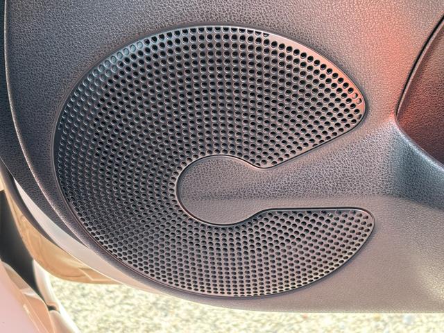 マーチ ニスモ　ＥＴＣ　バックカメラ　ナビ　ＴＶ　アルミホイール　オートライト　ＬＥＤヘッドランプ　スマートキー　アイドリングストップ　電動格納ミラー　ＣＶＴ　盗難防止システム　衝突安全ボディ　記録簿　ＡＢＳ　ＥＳＣ（35枚目）