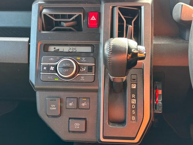 タフト Ｇ　ダーククロムベンチャー　ＥＴＣ　バックカメラ　ナビ　ＴＶ　クリアランスソナー　衝突被害軽減システム　オートライト　ＬＥＤヘッドランプ　ヘッドライトウォッシャー　スマートキー　アイドリングストップ　電動格納ミラー（7枚目）