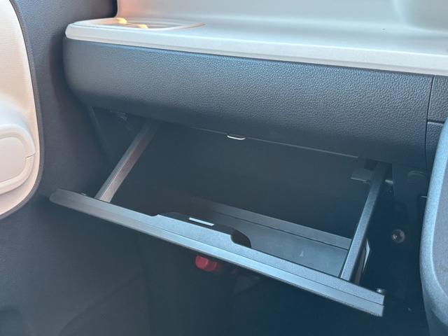 ムーヴキャンバス ストライプスＧ　４ＷＤ　ドライブレコーダー　全周囲カメラ　両側電動スライドドア　ＴＶ　クリアランスソナー　衝突被害軽減システム　オートマチックハイビーム　オートライト　ＬＥＤヘッドランプ　スマートキー（42枚目）