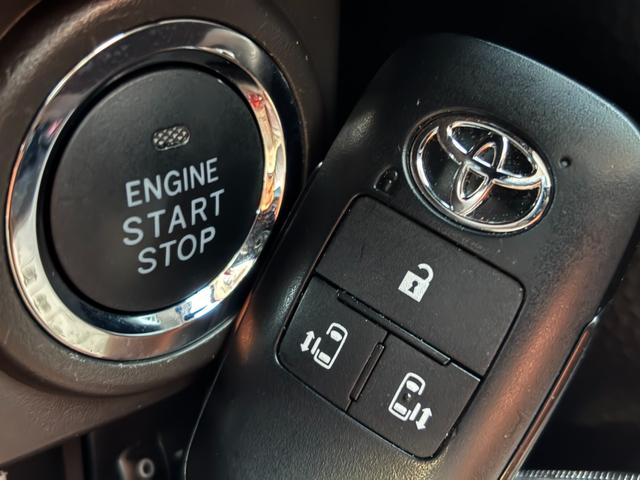 ルーミー Ｇ　ＥＴＣ　バックカメラ　ＴＶ　両側電動スライドドア　衝突被害軽減システム　オートライト　ＬＥＤヘッドランプ　スマートキー　アイドリングストップ　電動格納ミラー　ウォークスルー　ＣＶＴ　盗難防止システム（11枚目）