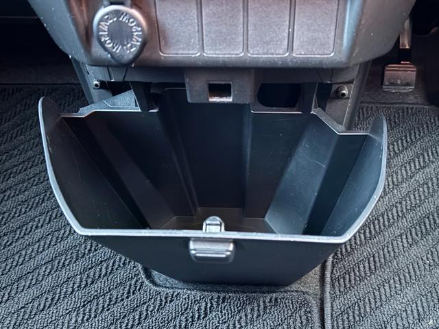 ルーミー Ｇ　ＥＴＣ　バックカメラ　ＴＶ　両側電動スライドドア　衝突被害軽減システム　オートライト　ＬＥＤヘッドランプ　スマートキー　アイドリングストップ　電動格納ミラー　ウォークスルー　ＣＶＴ　盗難防止システム（32枚目）