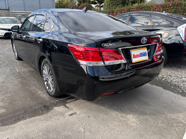 クラウンハイブリッド ロイヤルサルーン（2枚目）