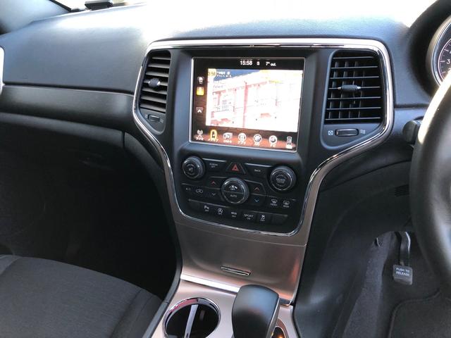ラレード 正規ディーラー車 純正ナビ バックカメラ フロントカメラ 地デジTV ETC 純正18インチAW スマートキー パワーシート(10枚目)