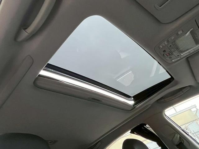 クラウン 2.5アスリート アニバーサリーエディション サンルーフ クルーズコントロール シートベンチレーション エアロ メーカーオプションナビ CD・DVD再生 テレビ視聴 電動シート シートメモリー バックカメラ ETC carlssonアルミ フォグ(2枚目)