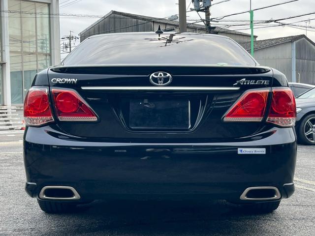 クラウン 2.5アスリート アニバーサリーエディション サンルーフ クルーズコントロール シートベンチレーション エアロ メーカーオプションナビ CD・DVD再生 テレビ視聴 電動シート シートメモリー バックカメラ ETC carlssonアルミ フォグ(25枚目)