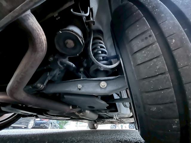 クラウン 2.5アスリート アニバーサリーエディション サンルーフ クルーズコントロール シートベンチレーション エアロ メーカーオプションナビ CD・DVD再生 テレビ視聴 電動シート シートメモリー バックカメラ ETC carlssonアルミ フォグ(33枚目)