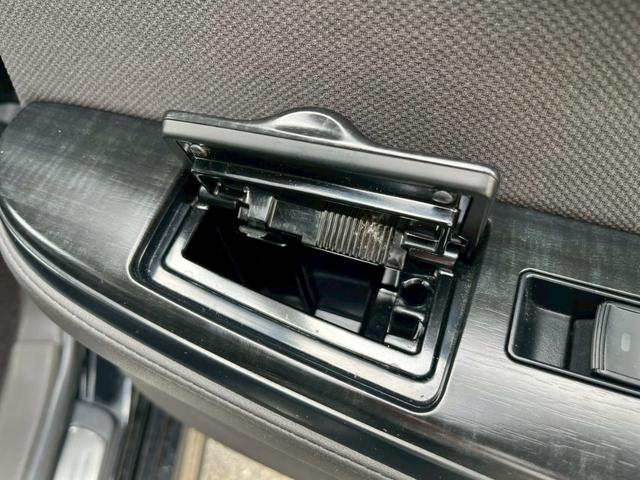 クラウン 3.5アスリート サンルーフ バックカメラ エアロ CD・DVD再生 シートヒーター 電動シート ドライブレコーダー フルセグ視聴 ETC ステアリングリモコン スマートキー フォグライト オートライト 純正アルミ(50枚目)