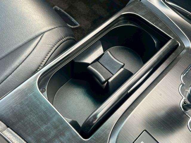 クラウン 3.5アスリート サンルーフ バックカメラ エアロ CD・DVD再生 シートヒーター 電動シート ドライブレコーダー フルセグ視聴 ETC ステアリングリモコン スマートキー フォグライト オートライト 純正アルミ(61枚目)