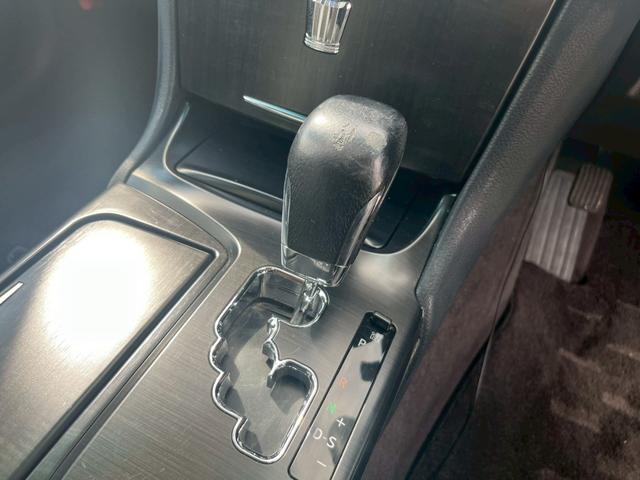 クラウン 3.5アスリート サンルーフ バックカメラ エアロ CD・DVD再生 シートヒーター 電動シート ドライブレコーダー フルセグ視聴 ETC ステアリングリモコン スマートキー フォグライト オートライト 純正アルミ(67枚目)