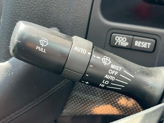 クラウン 3.5アスリート サンルーフ バックカメラ エアロ CD・DVD再生 シートヒーター 電動シート ドライブレコーダー フルセグ視聴 ETC ステアリングリモコン スマートキー フォグライト オートライト 純正アルミ(69枚目)