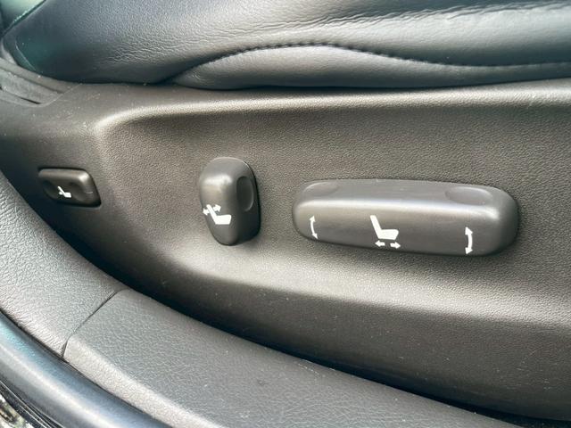 クラウン 3.5アスリート サンルーフ バックカメラ エアロ CD・DVD再生 シートヒーター 電動シート ドライブレコーダー フルセグ視聴 ETC ステアリングリモコン スマートキー フォグライト オートライト 純正アルミ(78枚目)