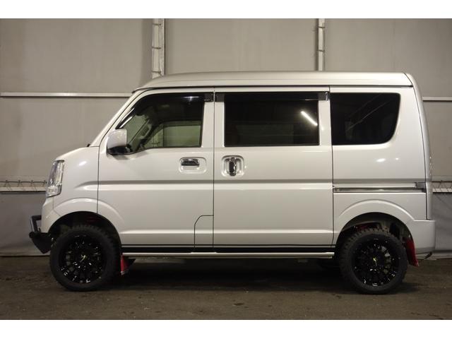 エブリイ ジョインターボ　アゲバン　４ＷＤ　しし狩　スキッドプレート　リフトアップ　１４アルミ　オープンカントリー新品　レトロブラウンシートカバー　純正ディスプレイオーディオ　ＤＶＤビデオ　バックカメラ　ワンオーナー（11枚目）