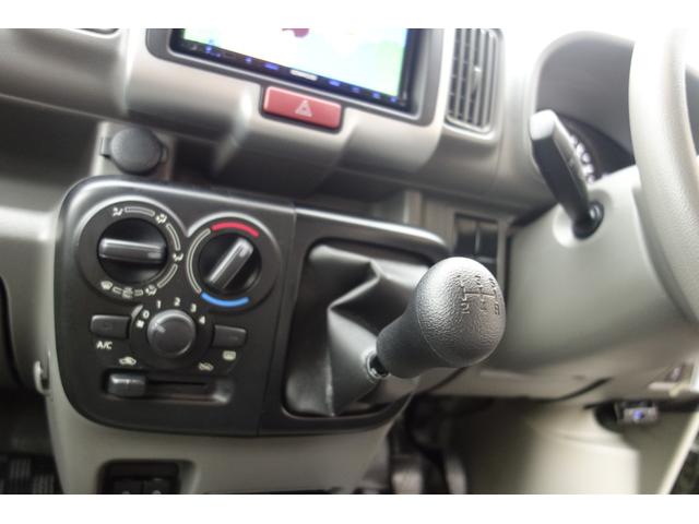 エブリイ ＰＡリミテッド　５速マニュアル　パートタイム４ＷＤ　アゲバン　リフトアップ　しし狩　バンパーガード　社外アルミオープンカントリー新品　レザー調シートカバー　ナビ　ＴＶ　バックカメラ　　ＥＴＣ　ワンオーナー（34枚目）